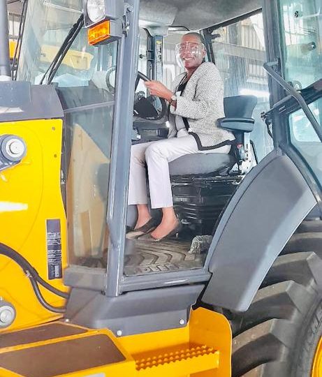 DR JS MOROKA MUNICIPALITY UNVEILS NEW PLANT MACHINERY