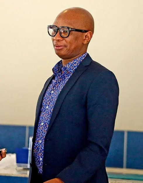  The NDPP is set to reassess the DPP's decision to withdraw charges against former Minister Zizi Kodwa after a formal request from the DPCI. Picture Credit: Sunday World.