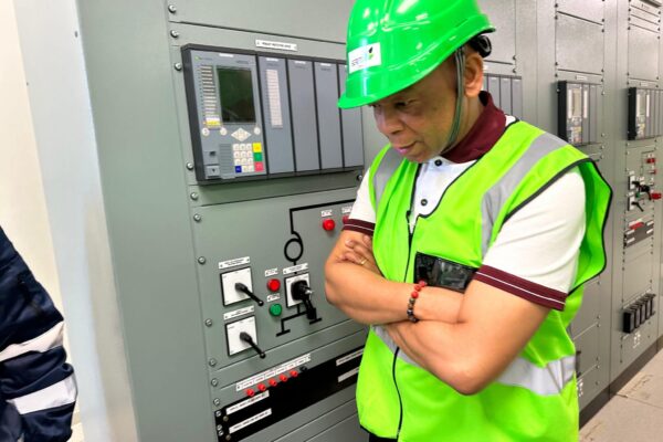 Electricity Minister Commends Seriti Green’s Efforts at Ummbila Emoyeni Renewable Energy Initiative